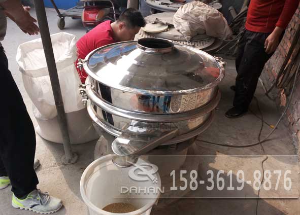 芝麻妖精视频在哪个网址播放
